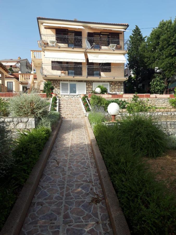 Apartment Nena Crikvenica Luaran gambar